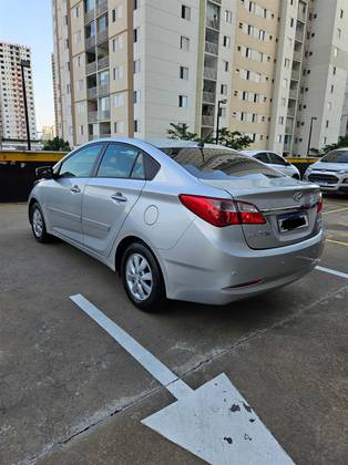 HYUNDAI HB20S 1.6 COMFORT PLUS 16V FLEX 4P AUTOMÁTICO HYUNDAI HB20S 1.6 COMFORT PLUS 16V FLEX 4P AUTOMÁTICO